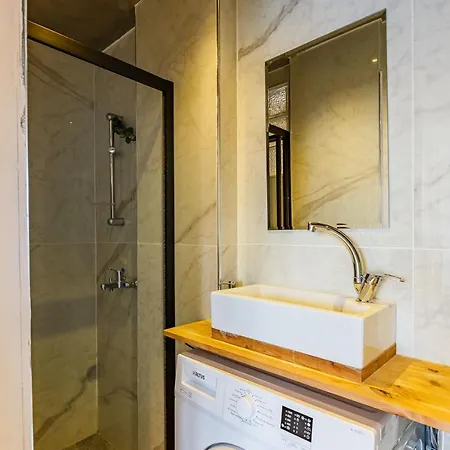 Comfortable House Near Golden Horn With An Amazing View In The Old City Of